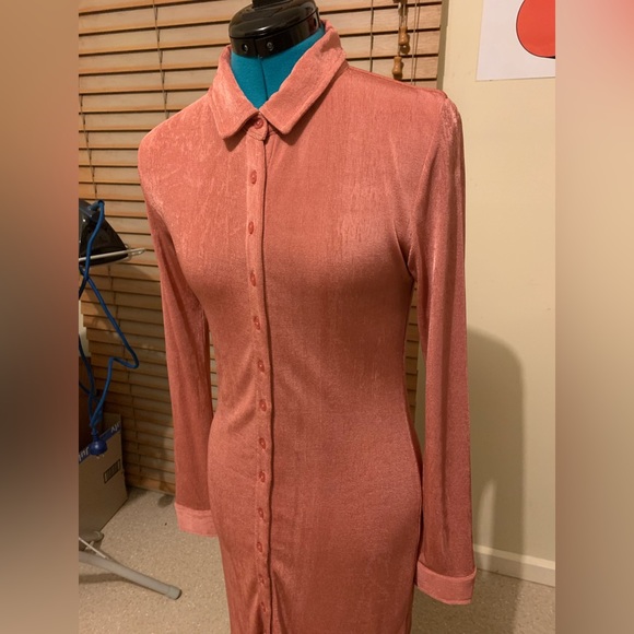 BNWOT size medium - Picture 2 of 5